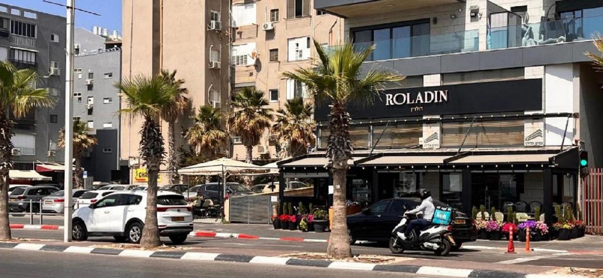 Апартаменти דירת 5 חדרים מול הים Бат-Ям Екстер'єр фото
